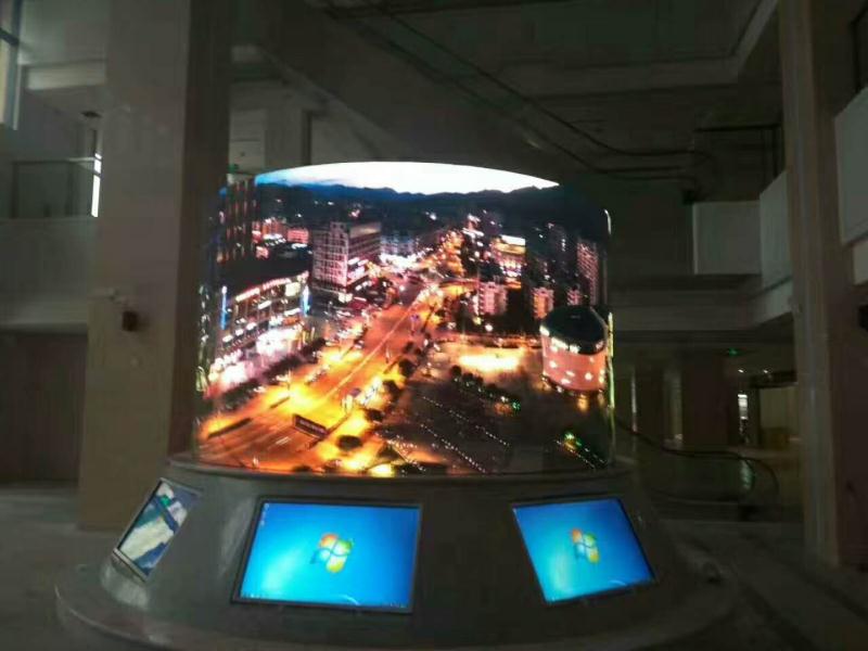 P2.5異形LED屏，圓柱形LED顯示屏